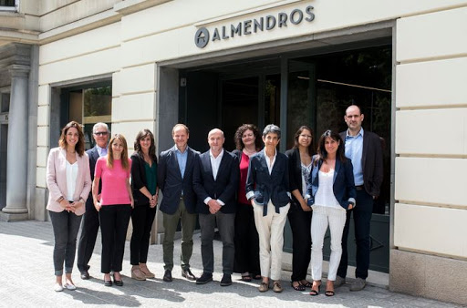 Almendros - Administradores de fincas en Barcelona