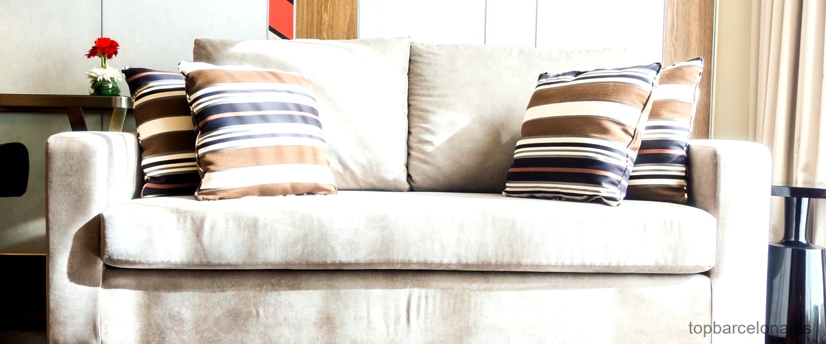 Mantenimiento y cuidado de los sofás a medida: consejos para prolongar su vida útil